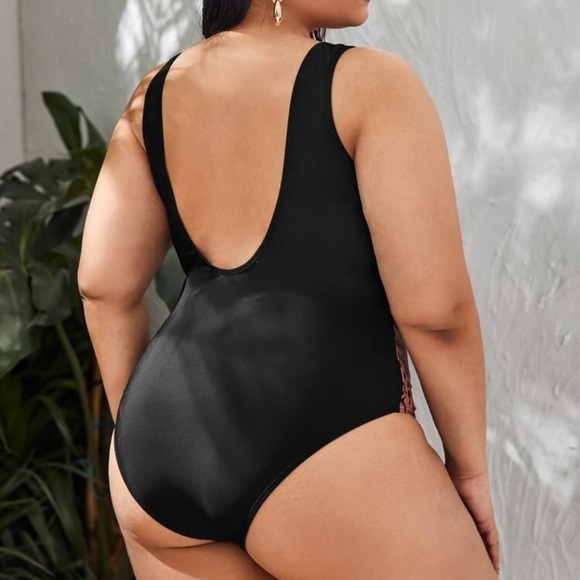NEW One piece bathing suit.  Plus size. - Picture 2 of 2